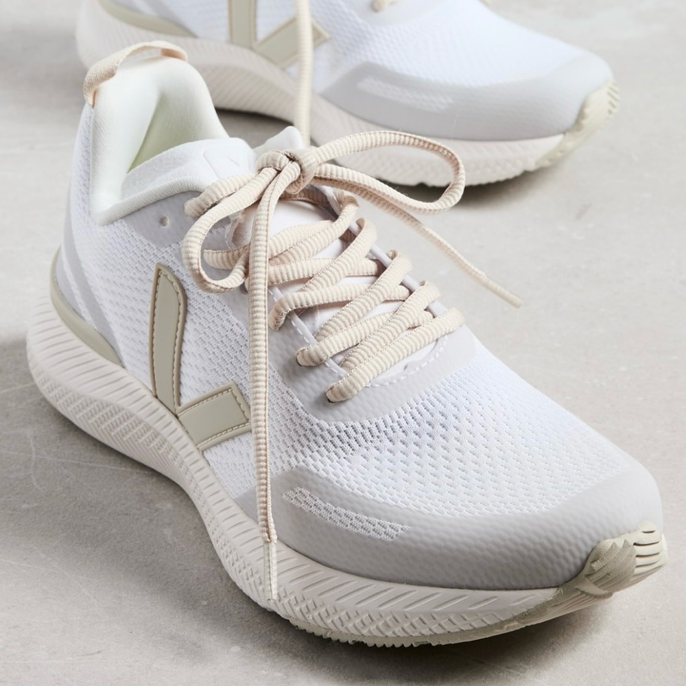 Veja Impala Sneakers- size 8